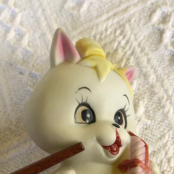 Vintage Flambro Porcelain Cat Figurine Made in Taiwan Kawaii Gift 4.25" 80s - Picture 9 of 10